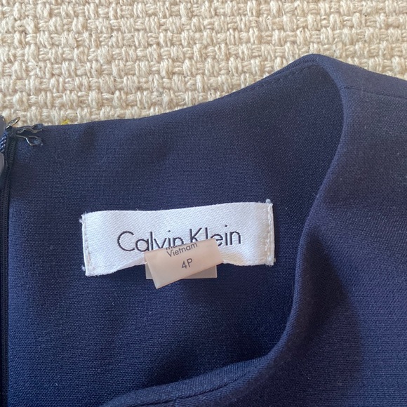 Size 4P Calvin Klein navy blue dress - Picture 3 of 3